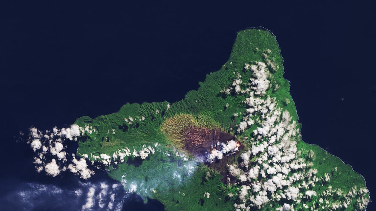 Sentinel-2 Cloud Masking: SCL Band vs. s2cloudless Compared